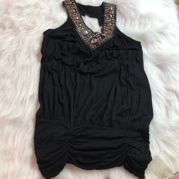 Arden B Embellished v-neck top - Picture 2 of 7